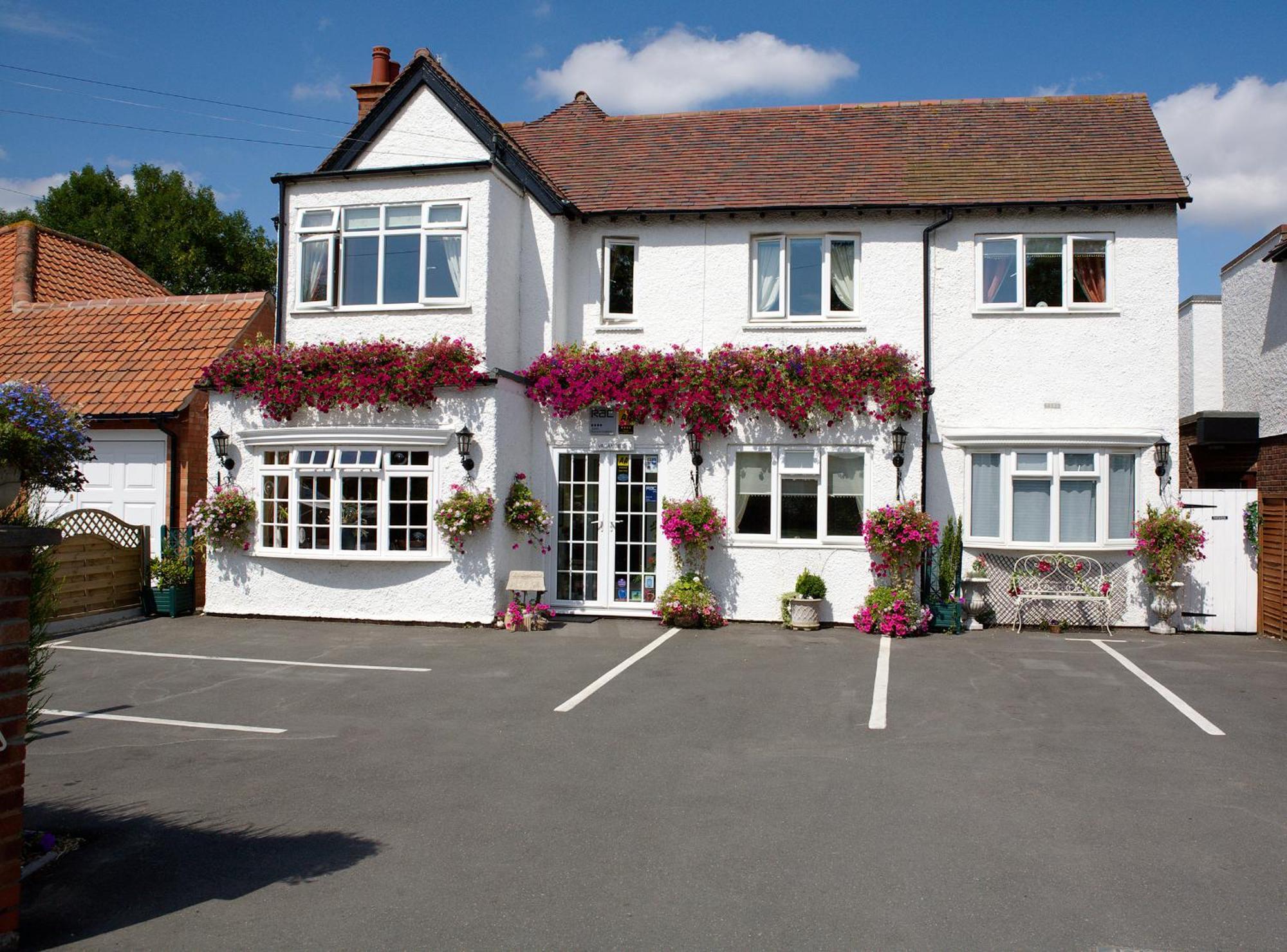 Moonraker House Stratford-upon-Avon Exterior foto
